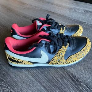 Nike Women’s Eclipse II Leopard Size 8.5